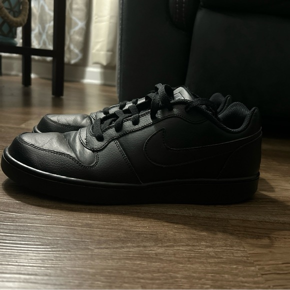 Nike black basketball. Good condition lightly used. - Picture 3 of 5